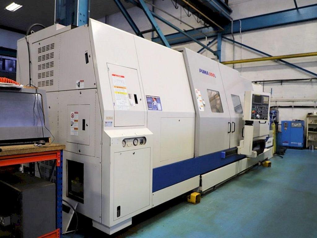 Frontansicht der Doosan Puma 800L  Maschine