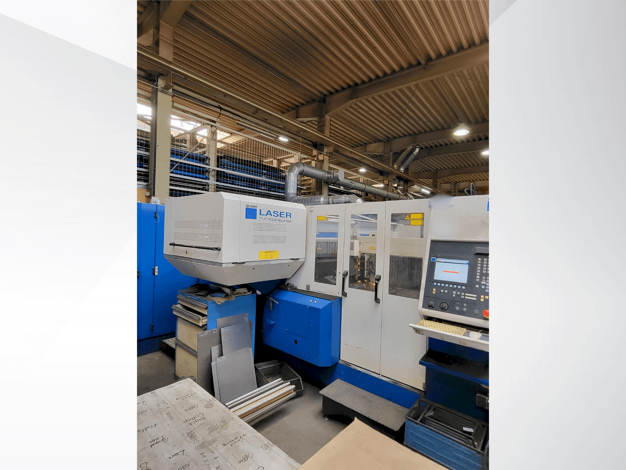 Frontansicht der TRUMPF Trumatic L3030 4KW (CO2)  Maschine