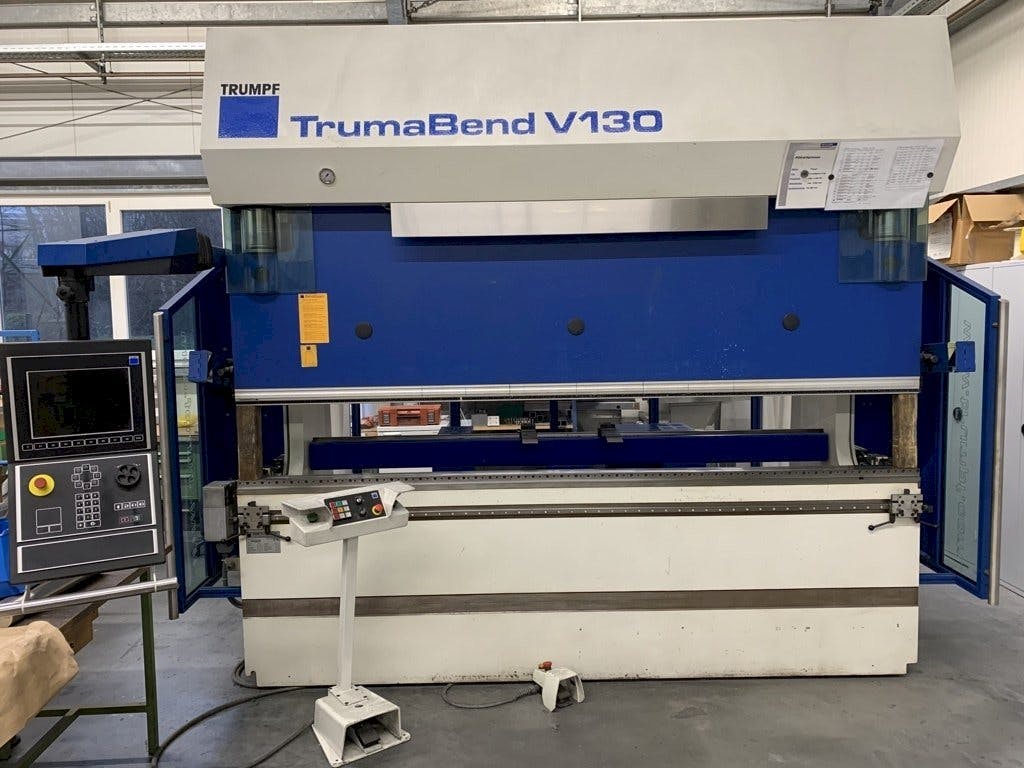 Frontansicht der Trumpf TrumaBend V130X  Maschine