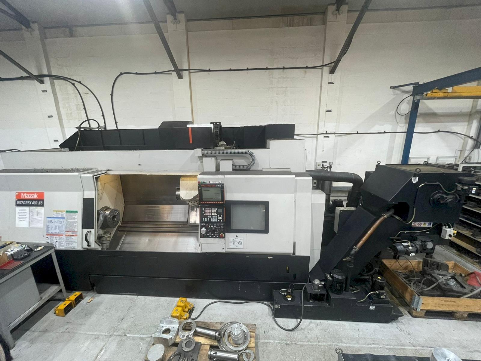 Frontansicht der Mazak Integrex 400 III-S  Maschine