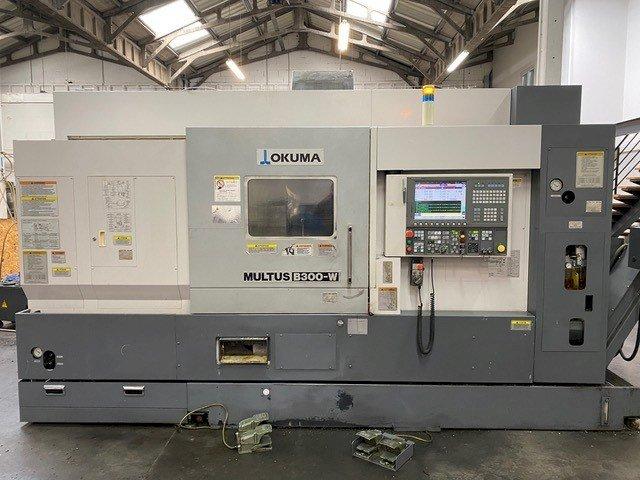 Frontansicht der Okuma MULTUS B300-W  Maschine