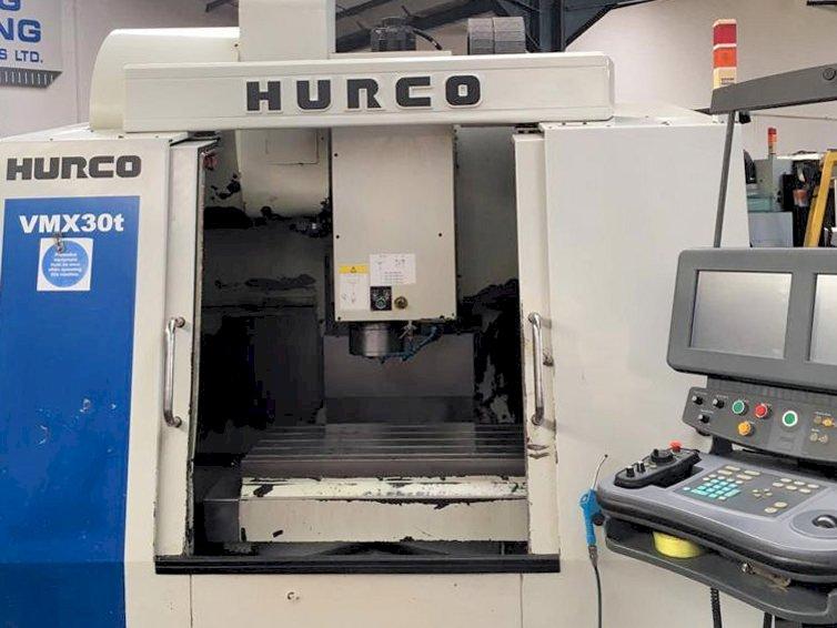 Frontansicht der Hurco VMX 30T  Maschine