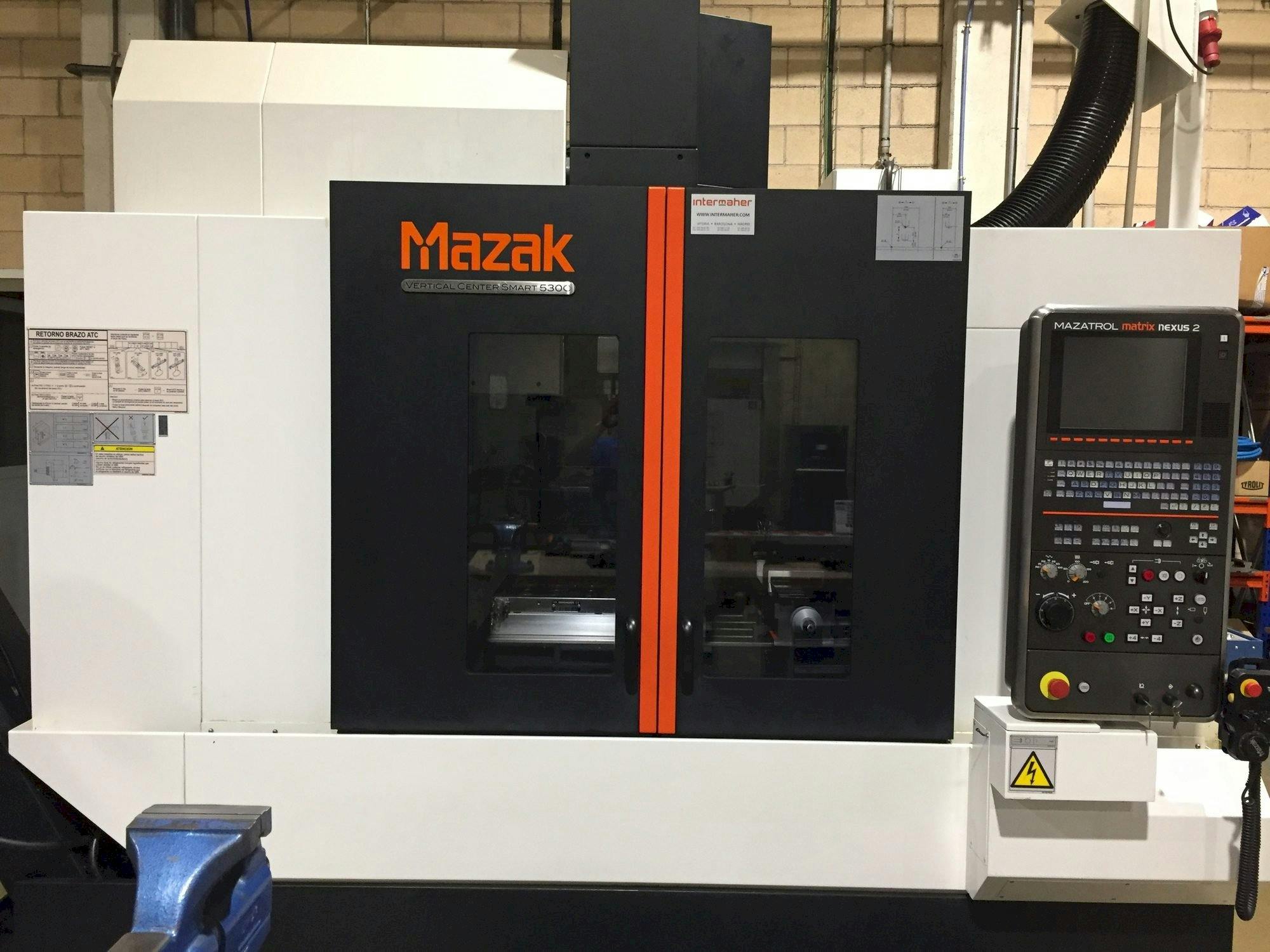 Frontansicht der Mazak VCS 530C  Maschine