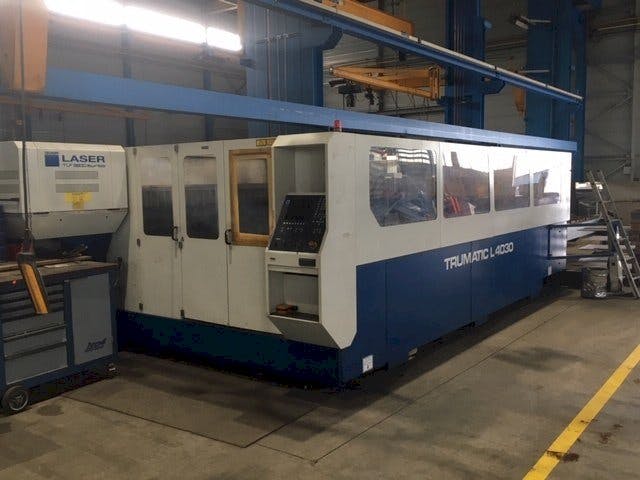 Frontansicht der Trumpf Trumatic L4030  Maschine