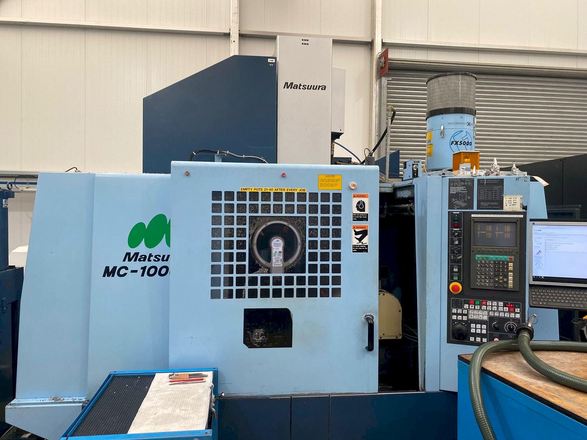 Frontansicht der Matsuura MC-1000 VGX  Maschine