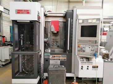 Frontansicht der MORI SEIKI NT 1000  Maschine