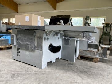 Frontansicht der Altendorf F45  Maschine