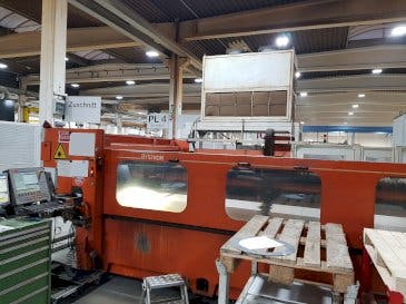 Frontansicht der Bystronic Bystar 4020 Maschine