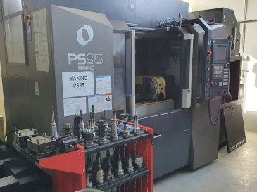 Frontansicht der Makino PS95  Maschine