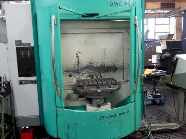 Frontansicht der DECKEL Maho DMC 80 U  Maschine