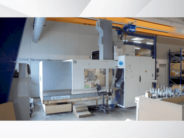 Frontansicht der LGB KX45 SQUARE FIVE 2  Maschine