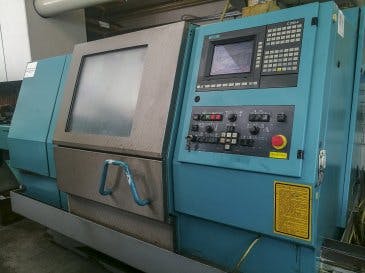 Frontansicht der Index G200 Compact Maschine