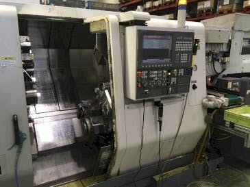 Frontansicht der Okuma LT 200-MY Maschine