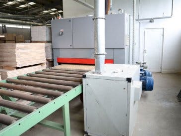 Frontansicht der ESTERER A.G. HDN 600  Maschine